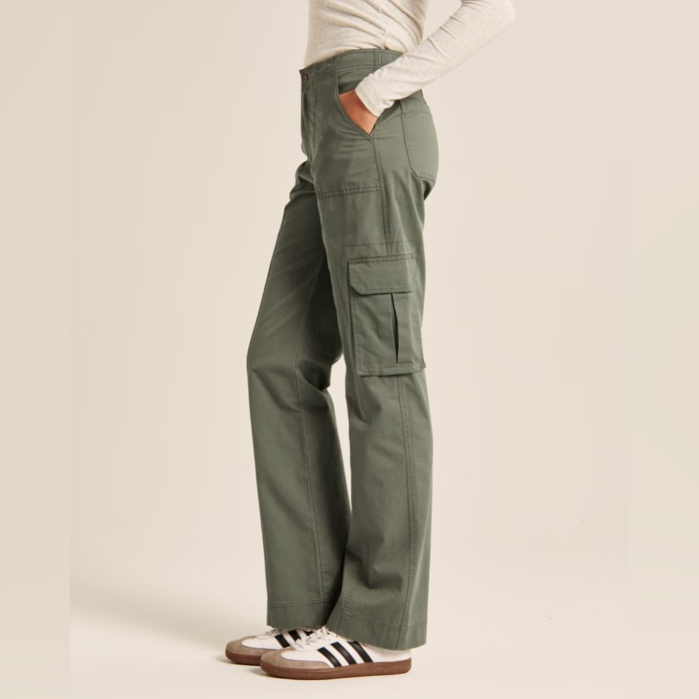 Abercrombie relaxed cargo pants